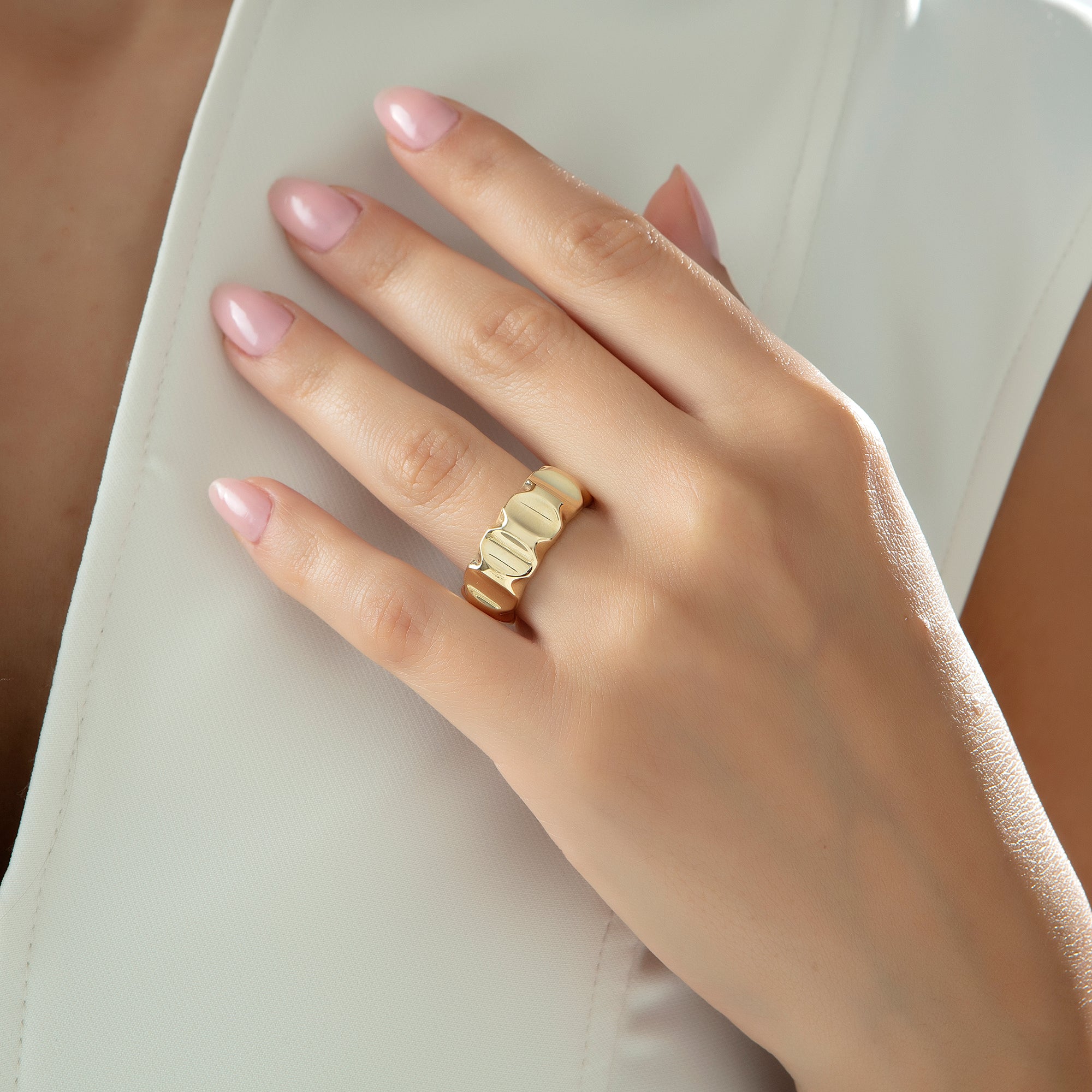Puffed segment ring alternate angle, solid 14K and 18K gold — Kavseyn