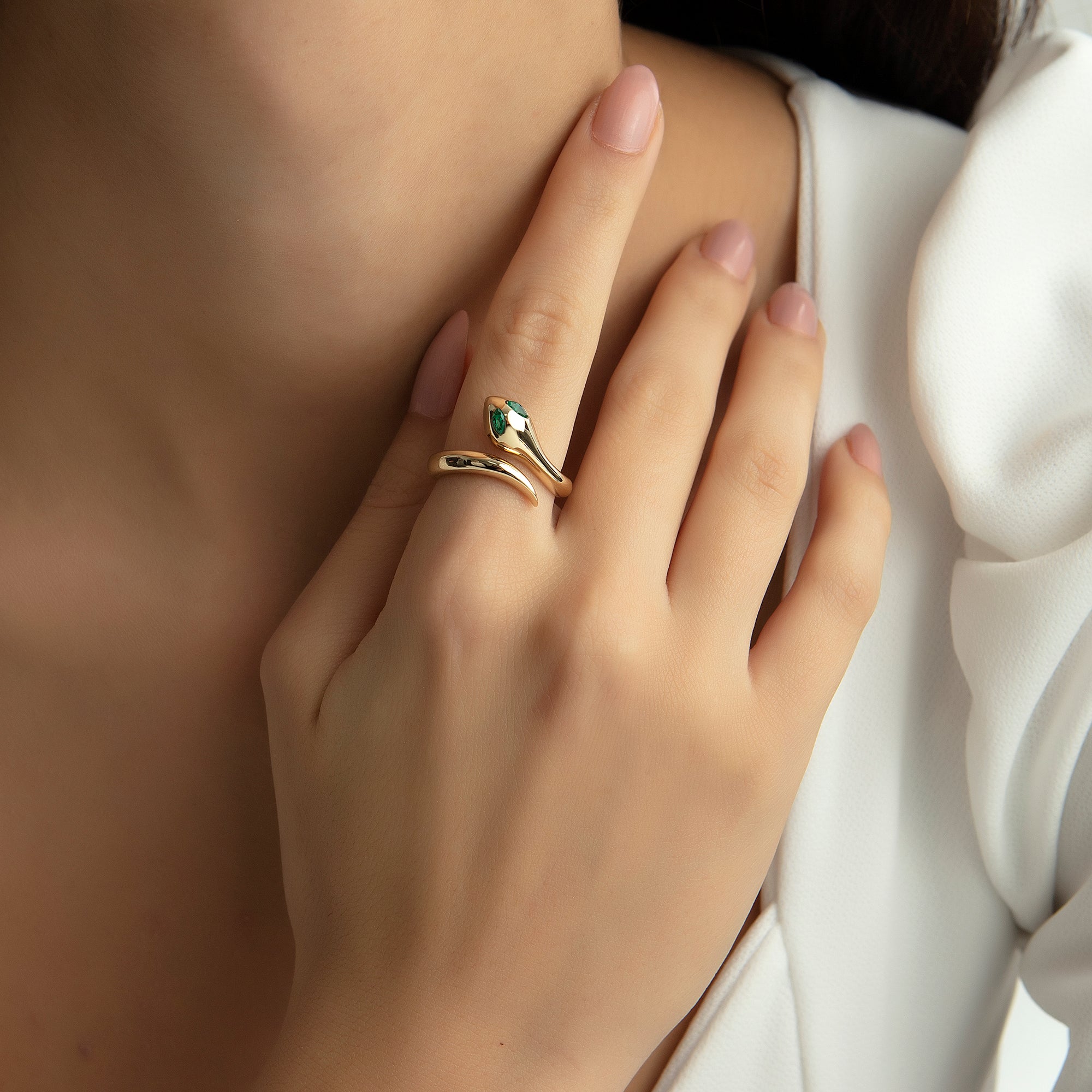 Solid gold serpent ring side view in 14K and 18K gold — Kavseyn