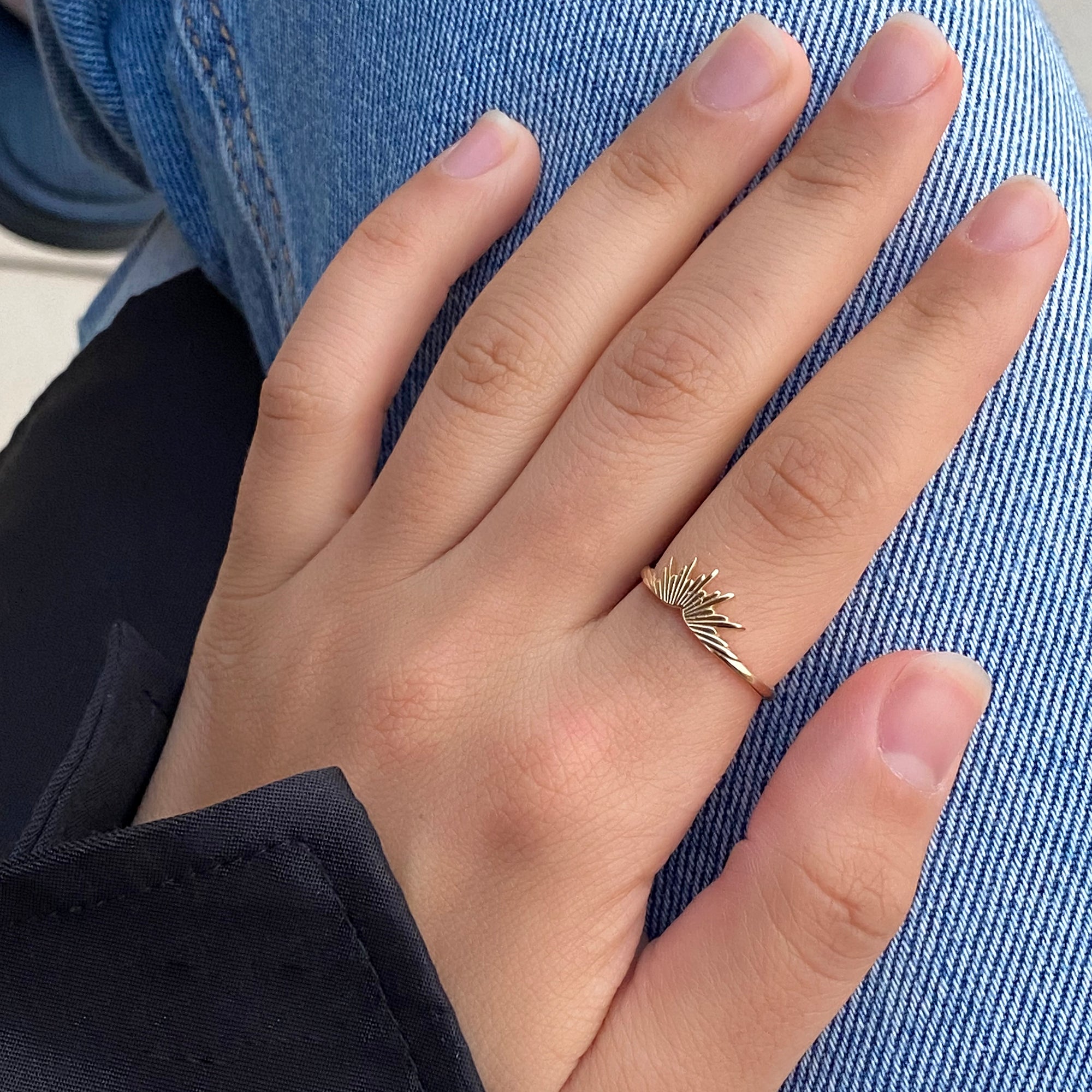 Sunburst statement ring in solid 14K & 18K gold — Kavseyn