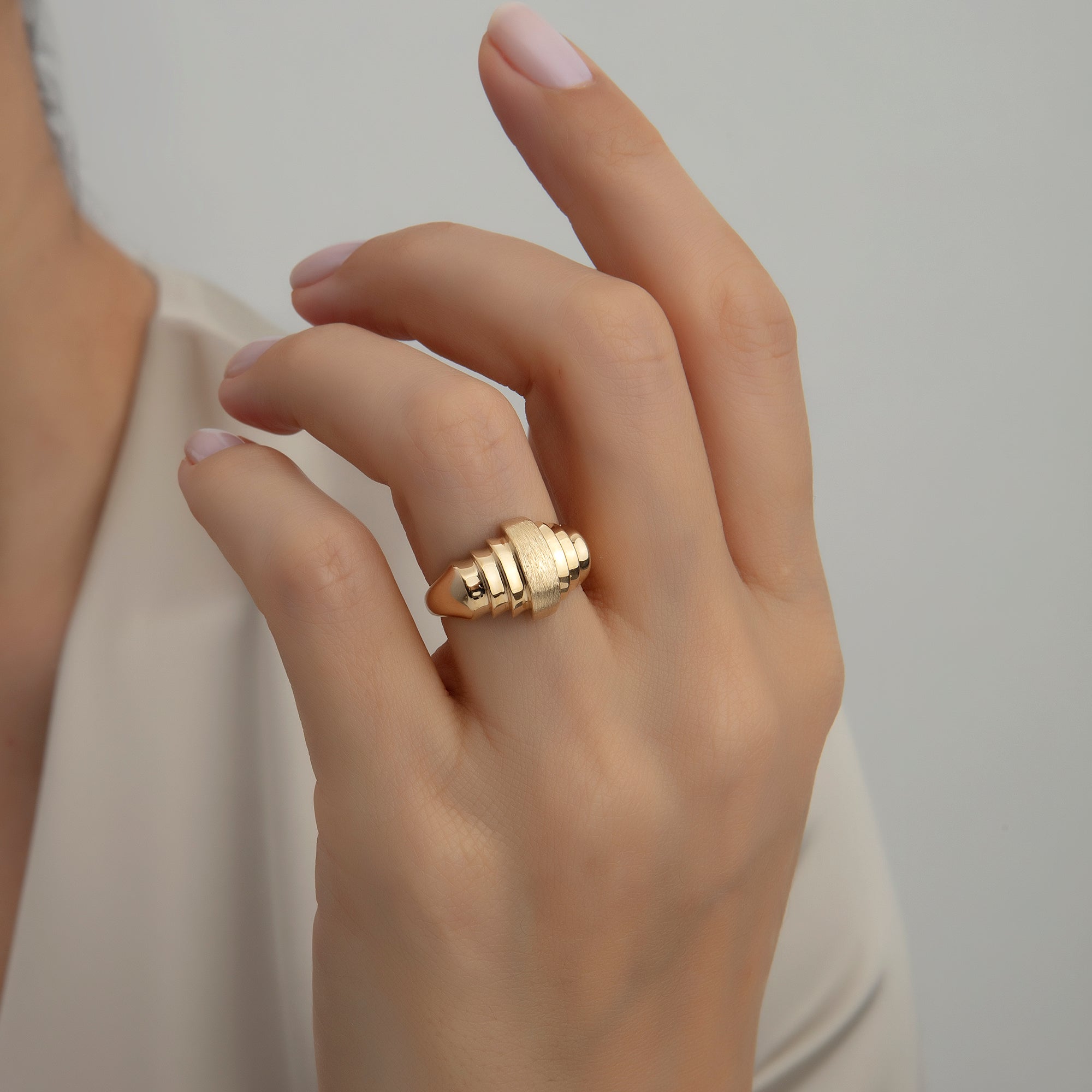 Stepped dome ring in solid 14K & 18K gold — Kavseyn