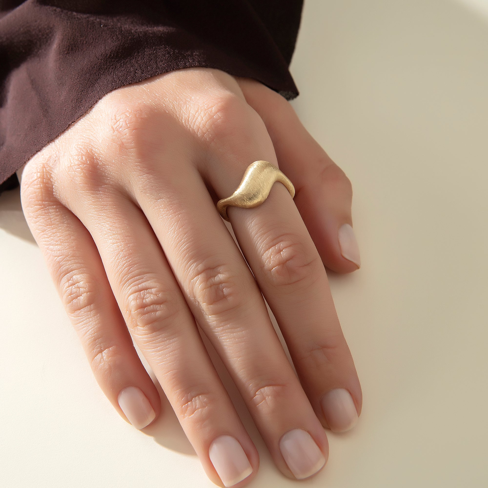 Carved wave signet ring in solid 14K & 18K gold — Kavseyn