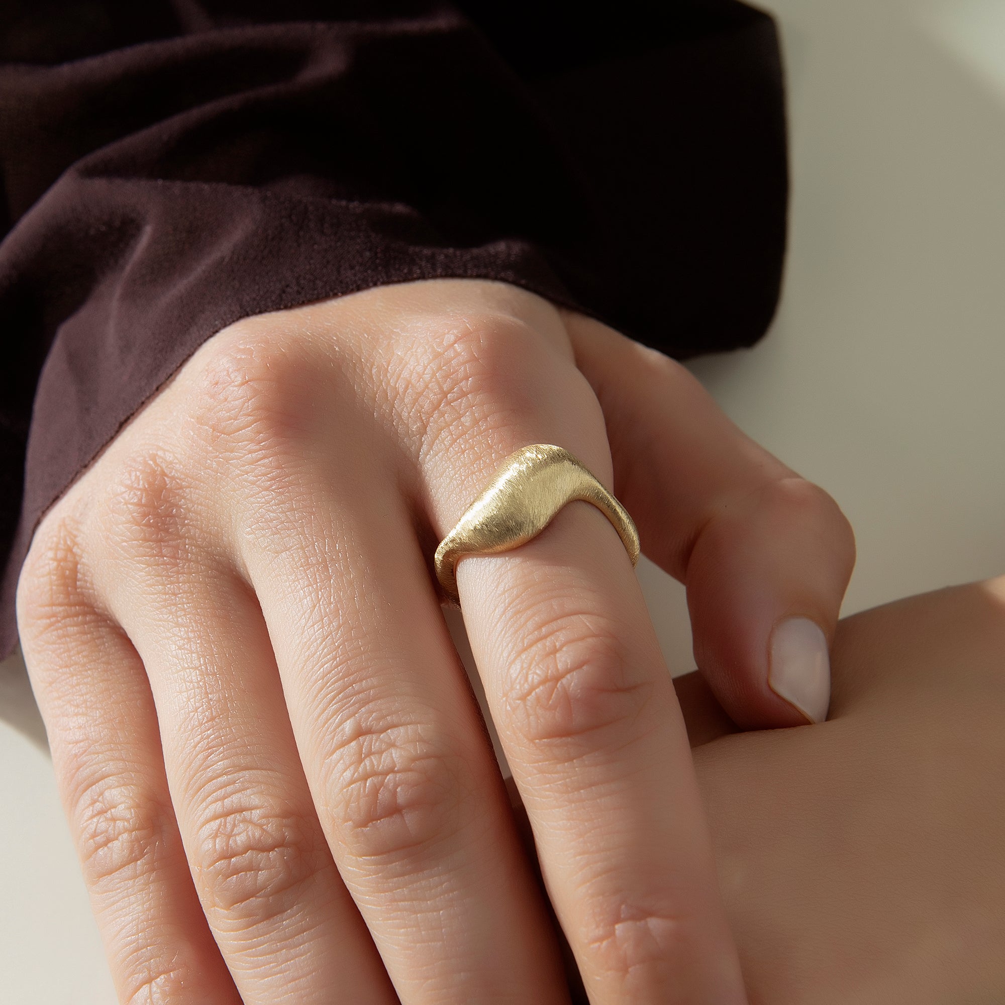 Carved wave signet ring in solid 14K & 18K gold — Kavseyn