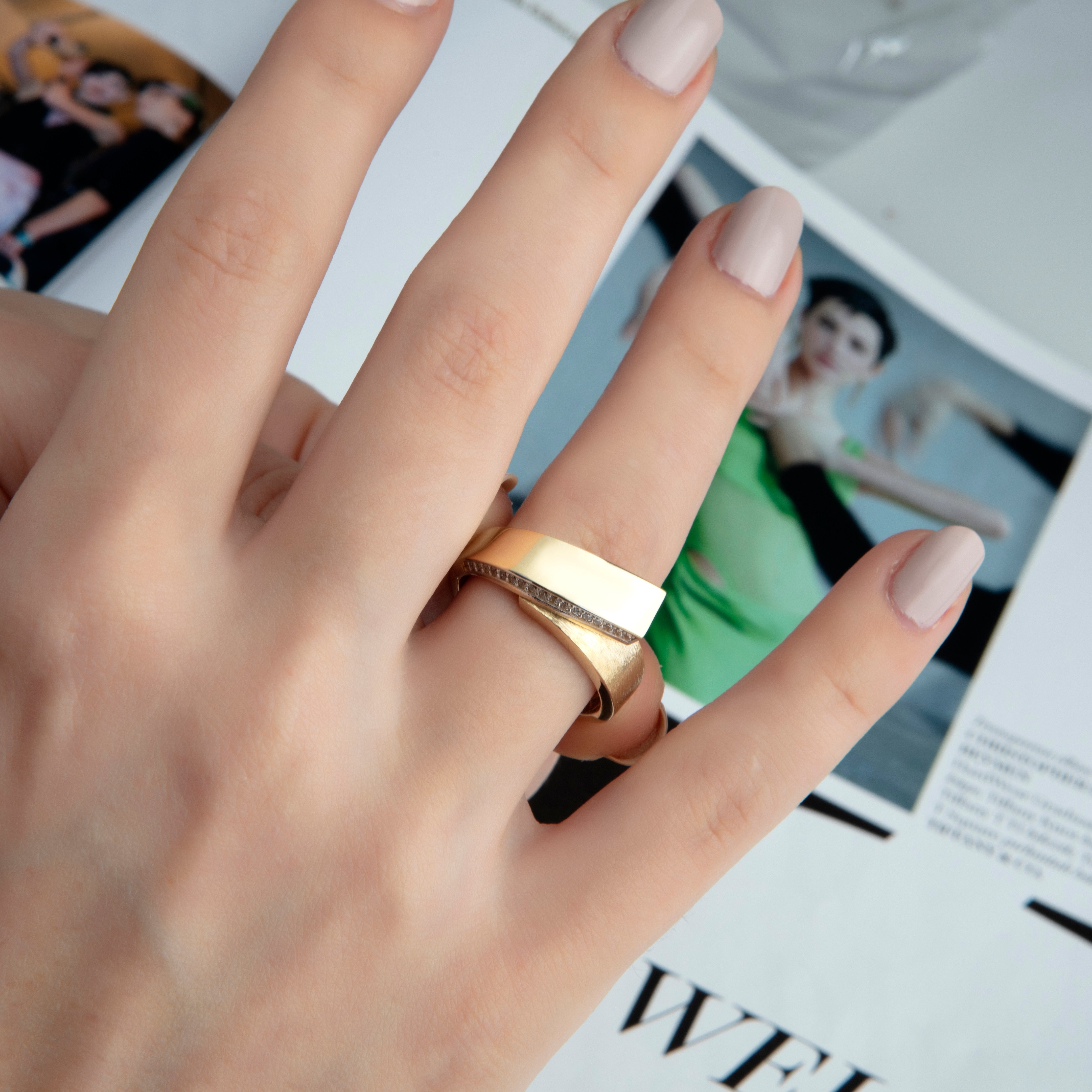 Pavé cubic zirconia bypass ring in solid 14K & 18K gold — Kavseyn