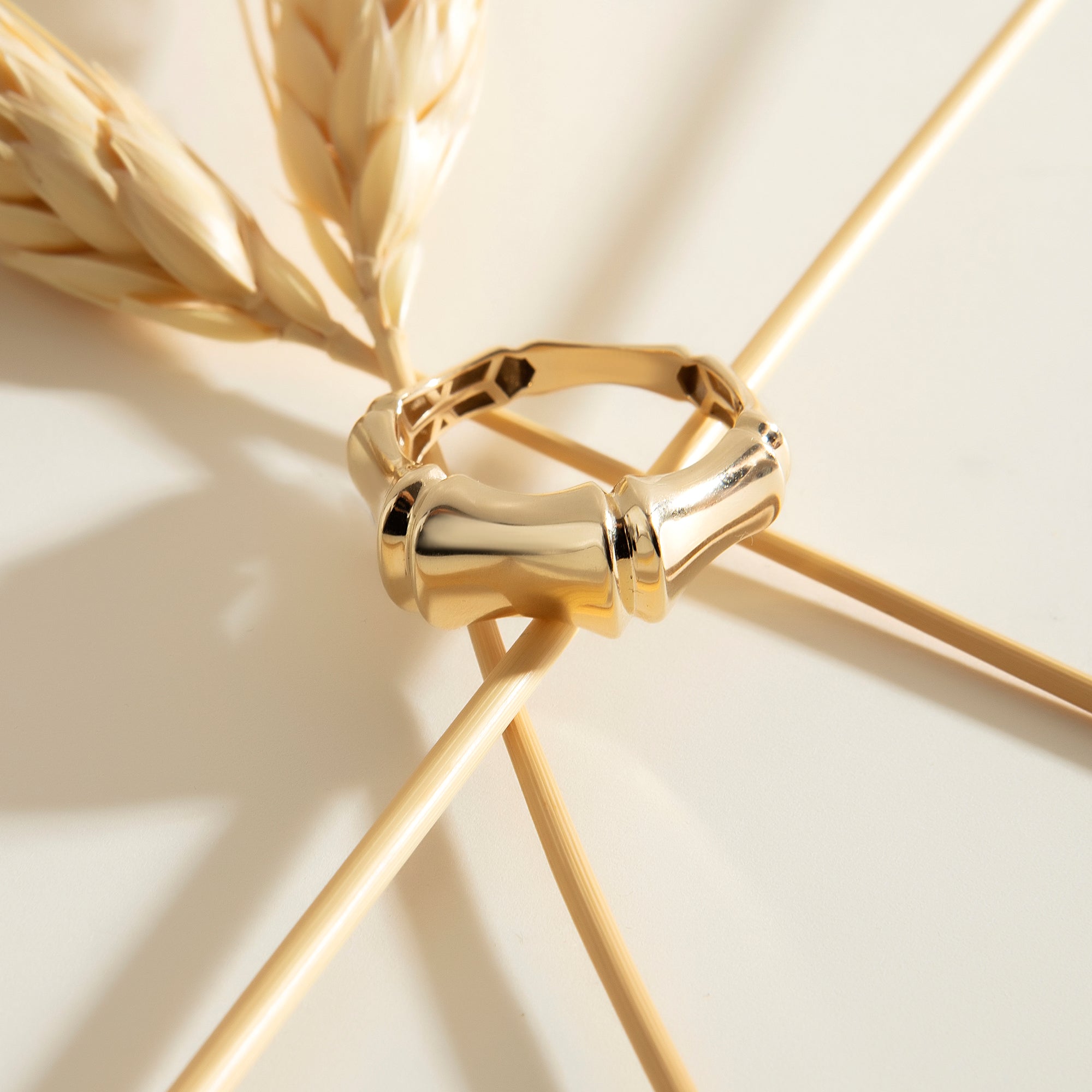 Bamboo-textured stackable ring in solid 14K & 18K gold — Kavseyn