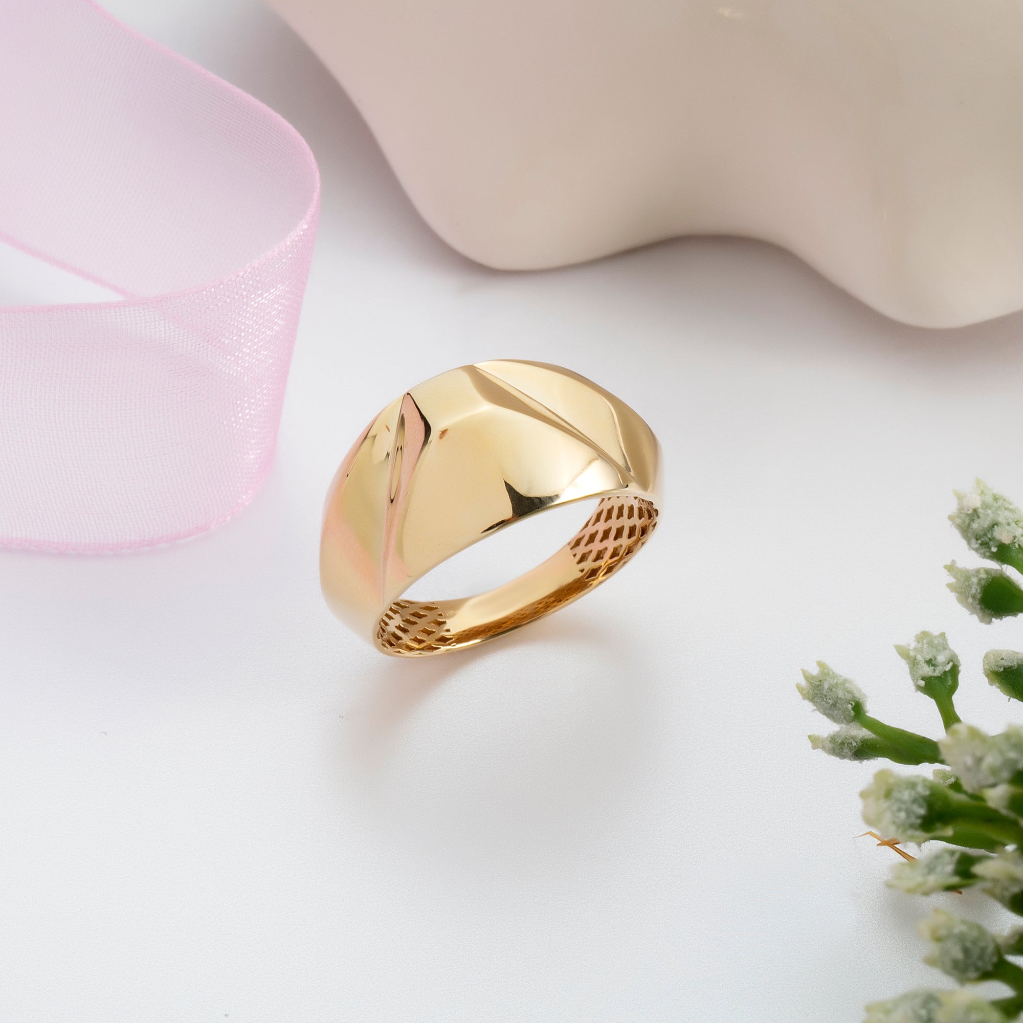 Polished Dome Band Ring in solid 14K and 18K gold — Kavseyn