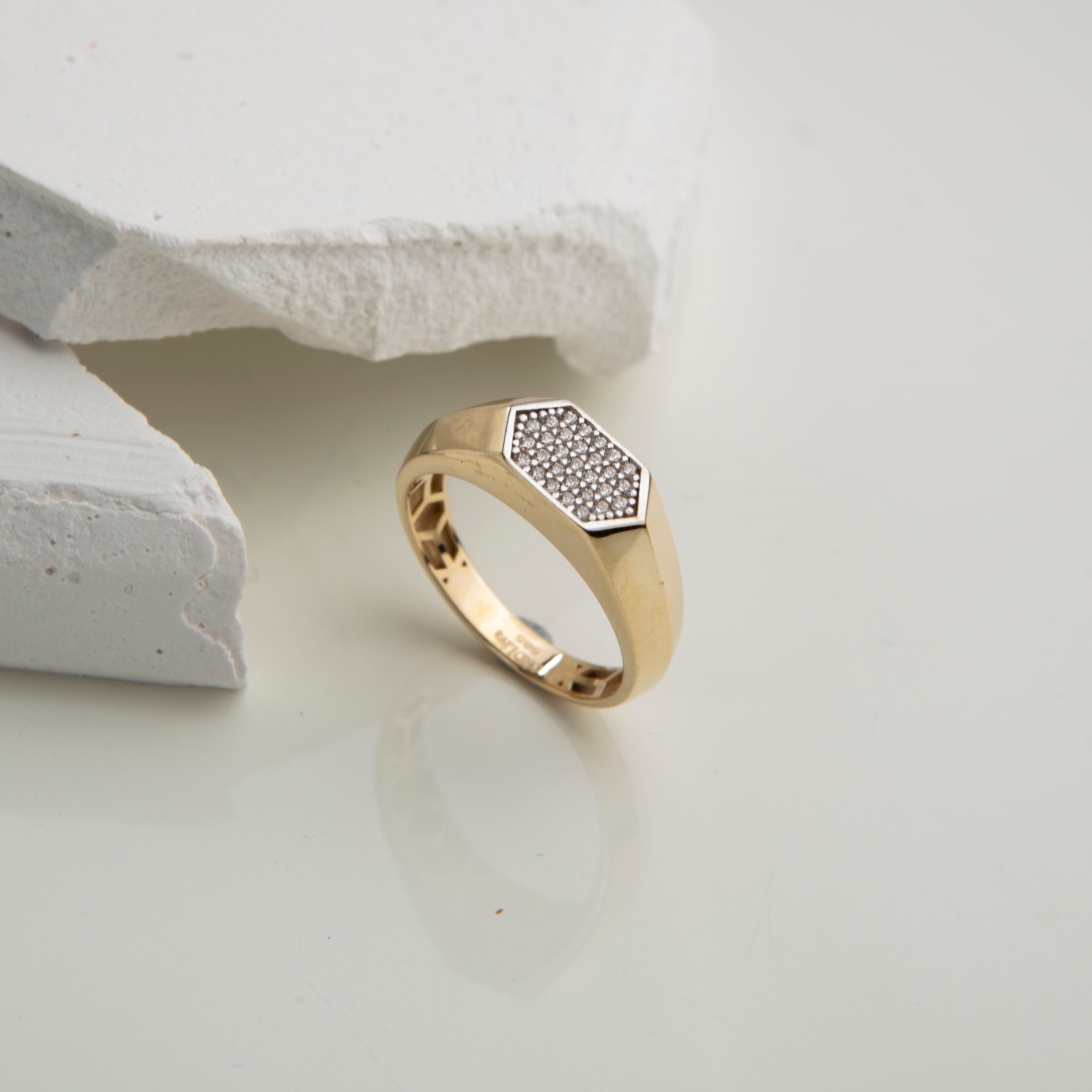Pavé cubic zirconia hexagon signet ring in solid 14K & 18K gold — Kavseyn