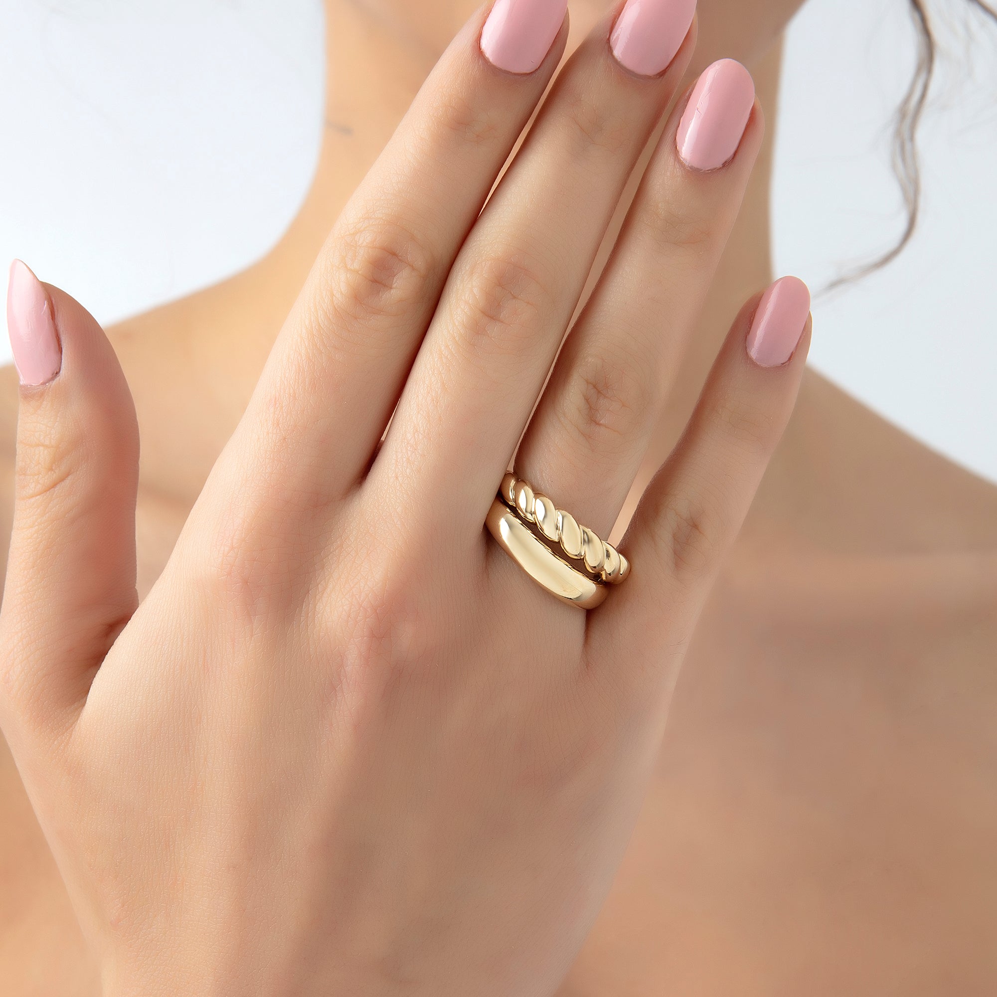 Croissant twisted dome ring in solid 14K & 18K gold — Kavseyn