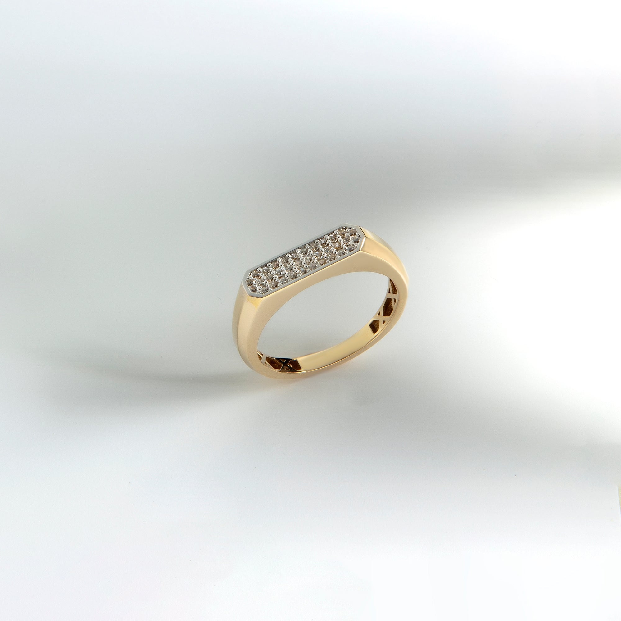 Pavé cubic zirconia bar ring in solid 14K & 18K gold — Kavseyn