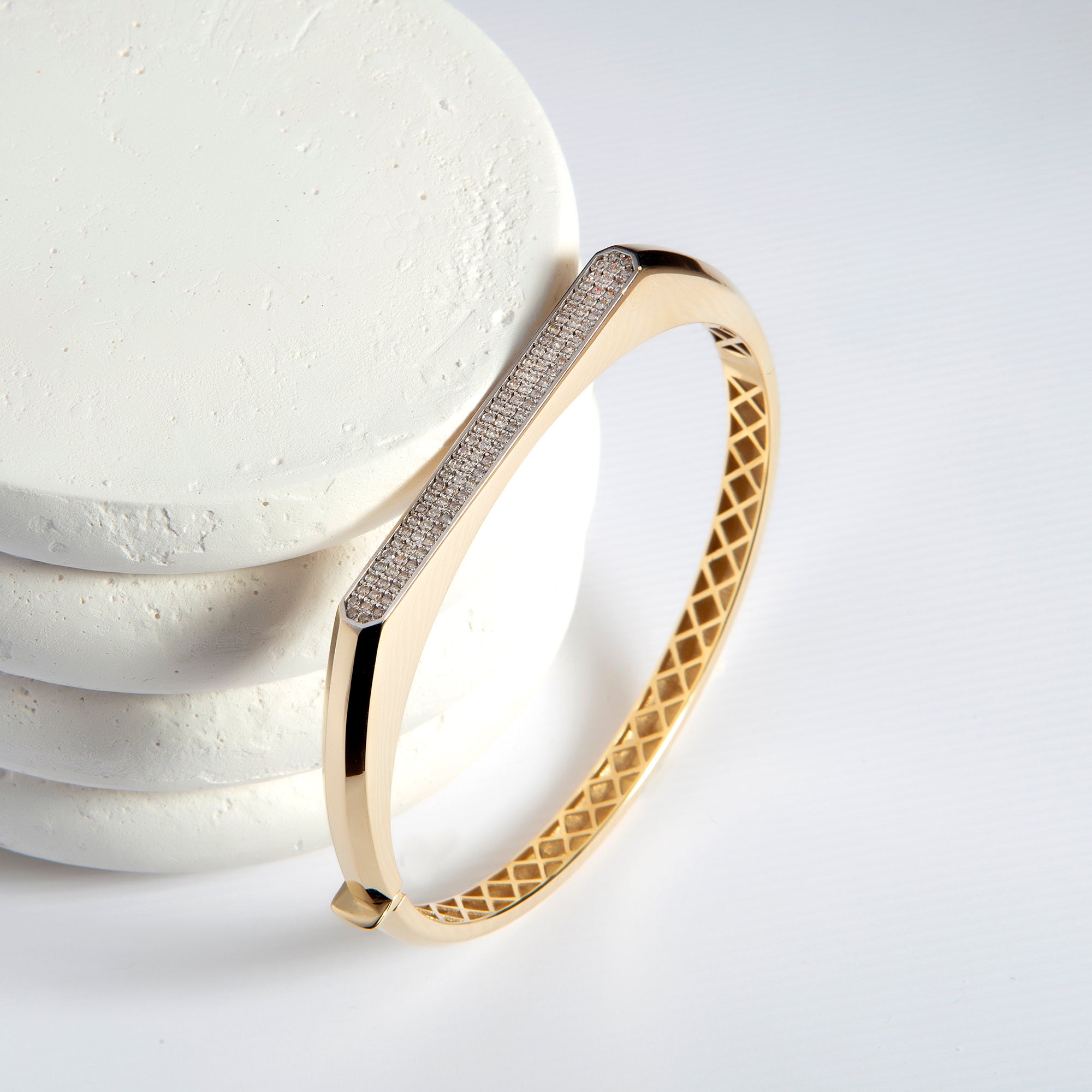 Pavé cubic zirconia bar bangle bracelet in solid 14K & 18K gold — Kavseyn