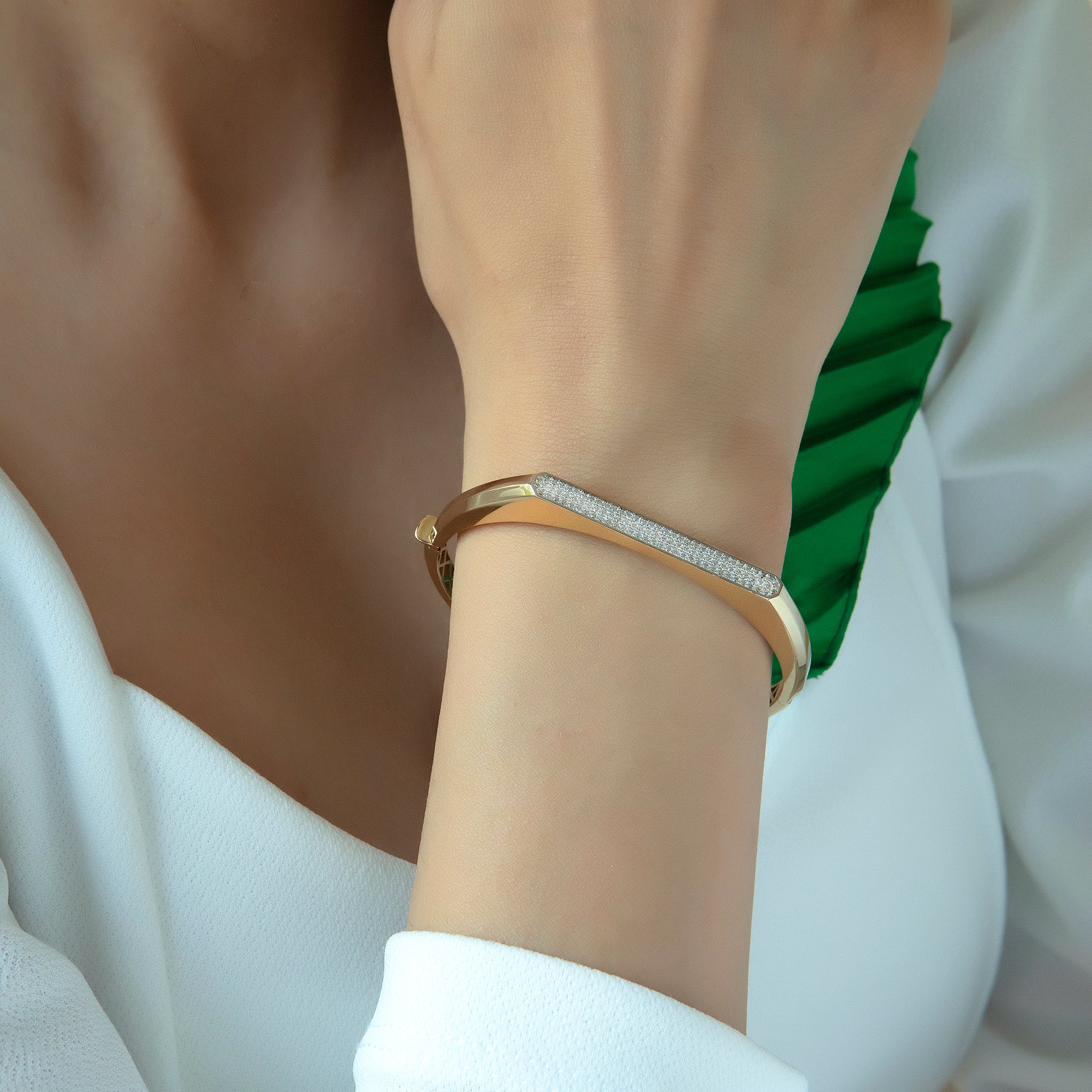 Pavé cubic zirconia bar bangle bracelet in solid 14K & 18K gold — Kavseyn