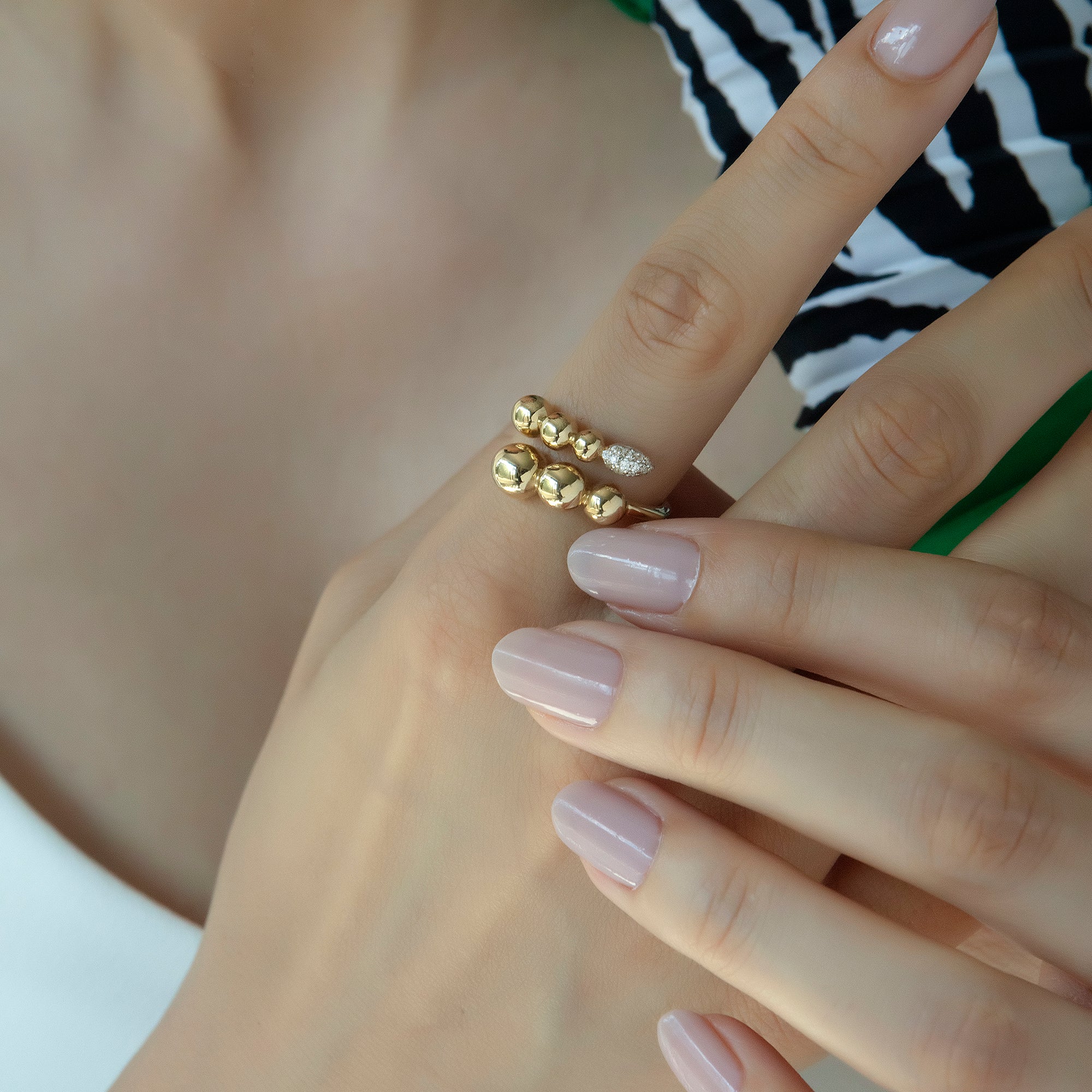 Bubble cluster cubic zirconia ring in solid 14K & 18K gold — Kavseyn